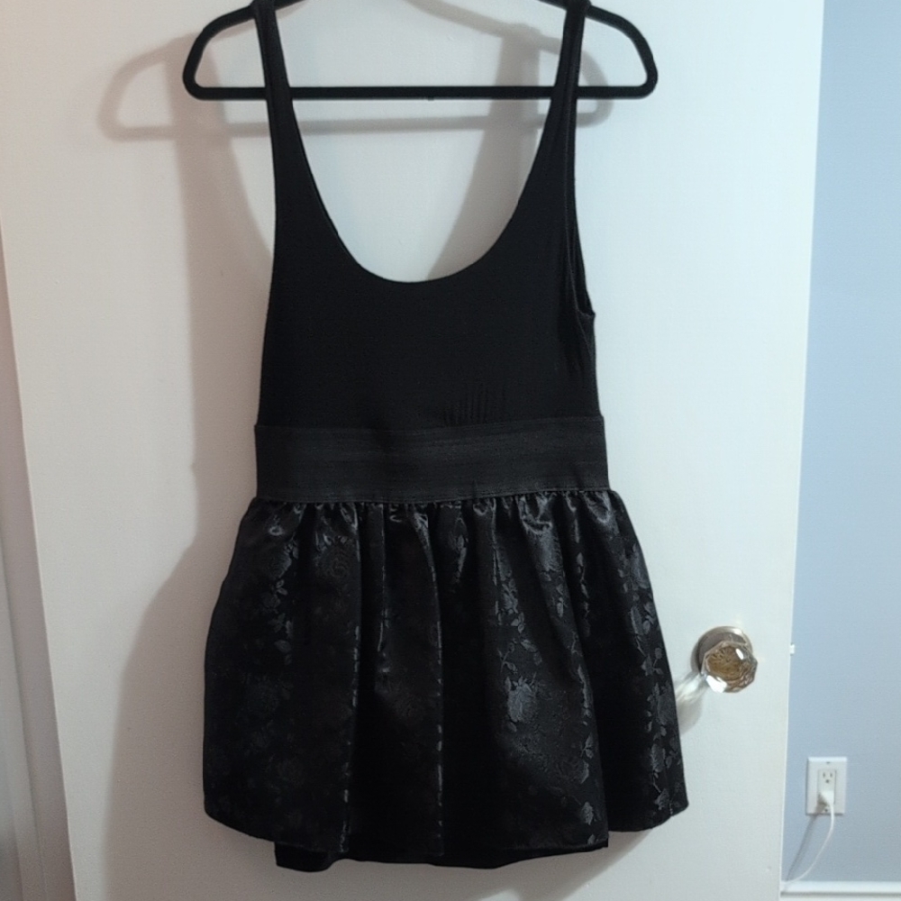Marquise Black Dress with Zipper Detail